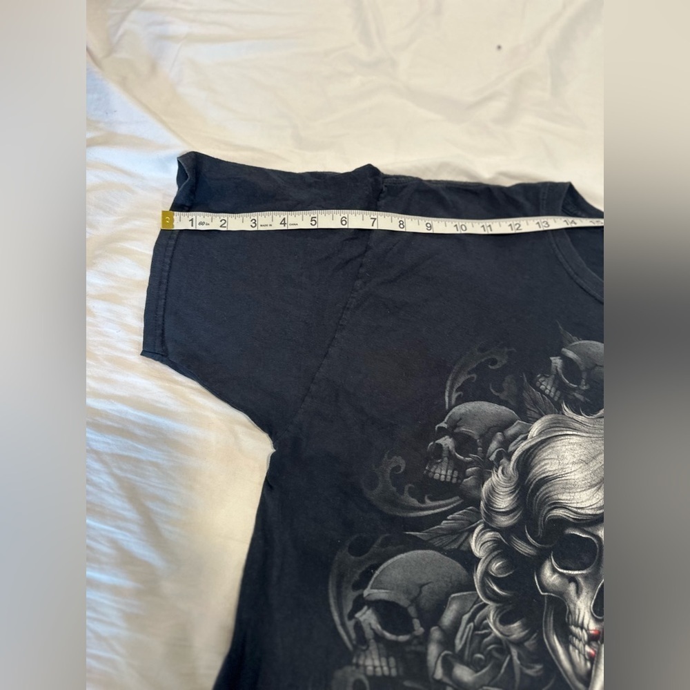 Marilyn Monroe Mens large Black Short Sleeve Skull Rose Punk Cyber Graphic Tee. - Picture 5 of 10